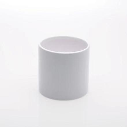 Circle Pot (black or white)